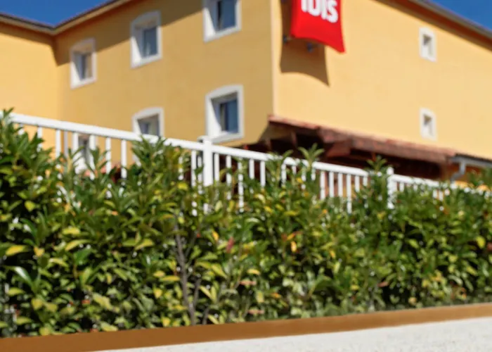 Ibis Cadarache Hotel 3*