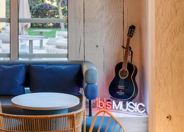 Ibis Cadarache Hotel 3*