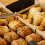 酒店 宜必思马诺斯克卡达拉切酒店
