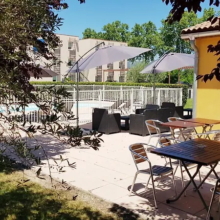 Ibis Cadarache Hotel 3*