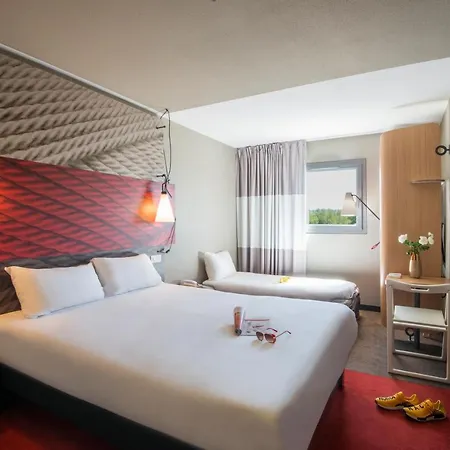 Ibis Cadarache Hotel