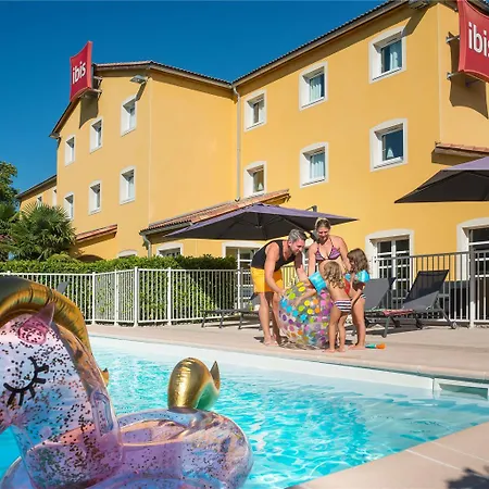 Ibis Cadarache 3*