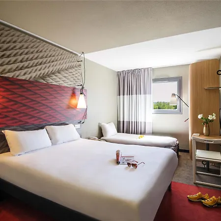 Ibis Cadarache 3*